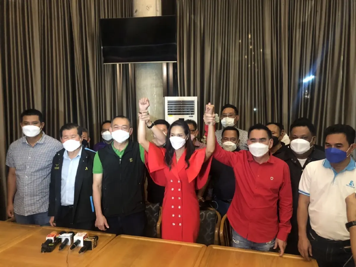 ปชป.ประกาศชัยชนะ พา“น้ำหอม” คว้าชัยเป็นส.ส.หญิงคนแรกสงขลา
