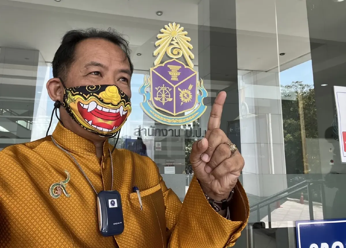 ศรีสุวรรณ จ่อยื่นป.ป.ป.เอาผิด รมช.ประภัตร ปกปิดโรคASF