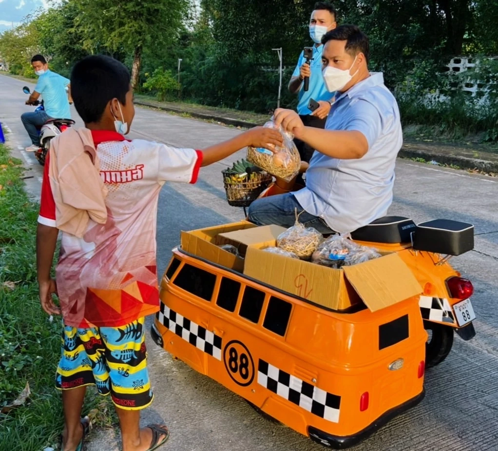 "สรรเพชญ"แจกไข่ไก่ 3 แสนฟองช่วยชาวสงขลาฝ่าโควิด-19