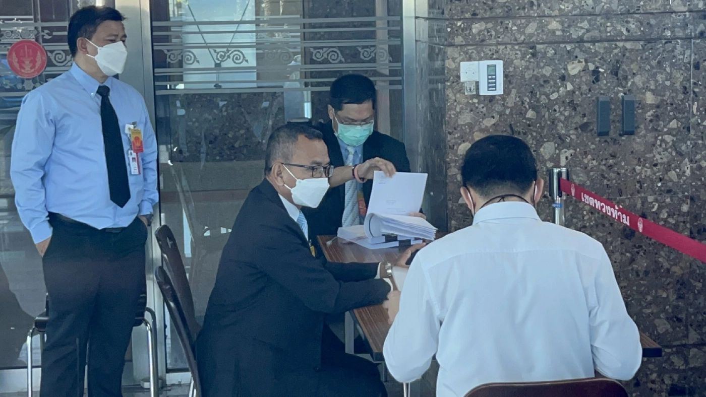 กกต.ยื่นศาล รธน. ยุบพรรค “ไทรักธรรม” เหตุให้เงินจูงใจคนมาเป็นสมาชิก