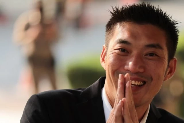 ‘วิมล’ นักเขียนมือทองรางวัลซีไรต์ ชี้ ธนาธร "ผู้นำที่ดี ไม่มีอยู่ในตัวคุณ"