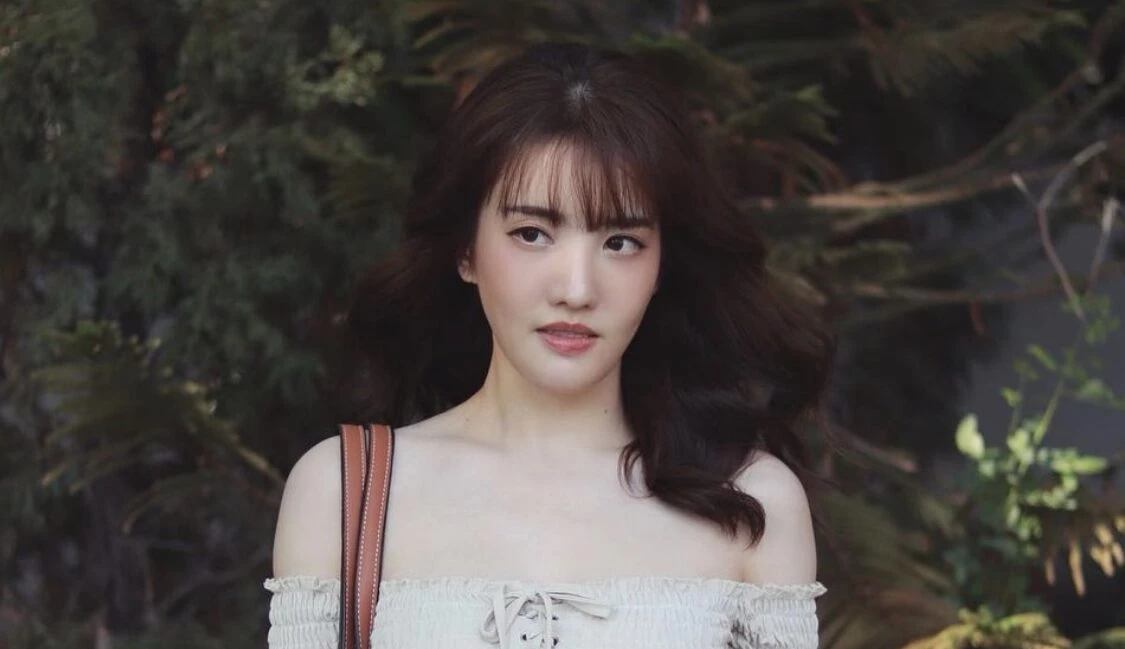 “แกรนด์ เดอะสตาร์”  ซับน้ำตาเล่าปมในใจกับชีวิตที่ถูกเปรียบเทียบ