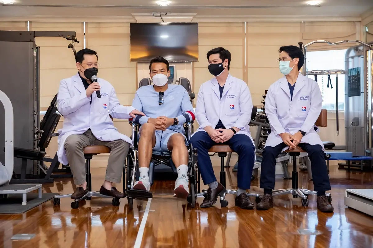 แพทย์แถลงอาการ "ฉัตรชัย" เอ็นไขว้หน้าเข่าซ้ายขาด คาดต้องพักยาว 8 เดือน