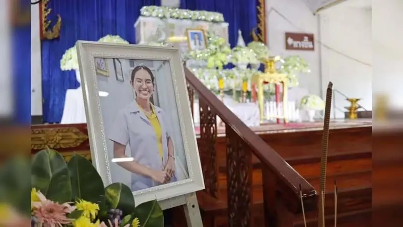ชาวเน็ตสุดเศร้า หลังอ่านแชทสุดท้าย พ่อคุยกับ ‘หมอปอ’ ก่อนเสียชีวิต