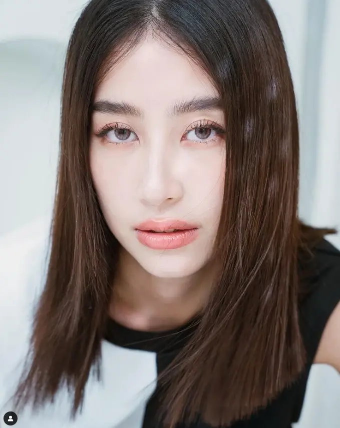"มิ้นต์ ชาลิดา" ติดโควิด-19 มีอาการระคายคอ ปวดเมื่อยตัว