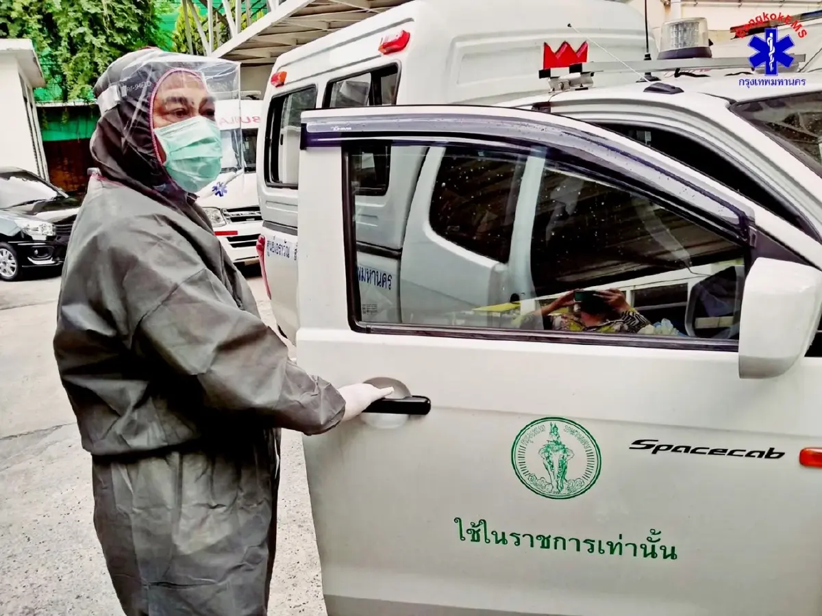 กทม. เพิ่ม 60 คู่สาย เสริมศักยภาพศูนย์เอราวัณ นำผู้ป่วยโควิดเข้าระบบรักษา