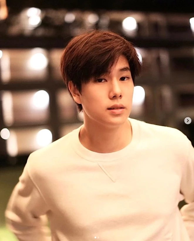 พระเอกหนุ่ม “ภูวินทร์” ติดโควิด-19 รักษาตัวที่บ้าน