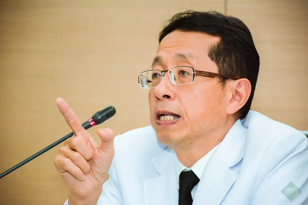 ‘หมอนิธิพัฒน์’ ชี้ สัญญาณดีหลังปีใหม่ การสูญเสียจากโอมิครอนอาจไม่รุนแรง