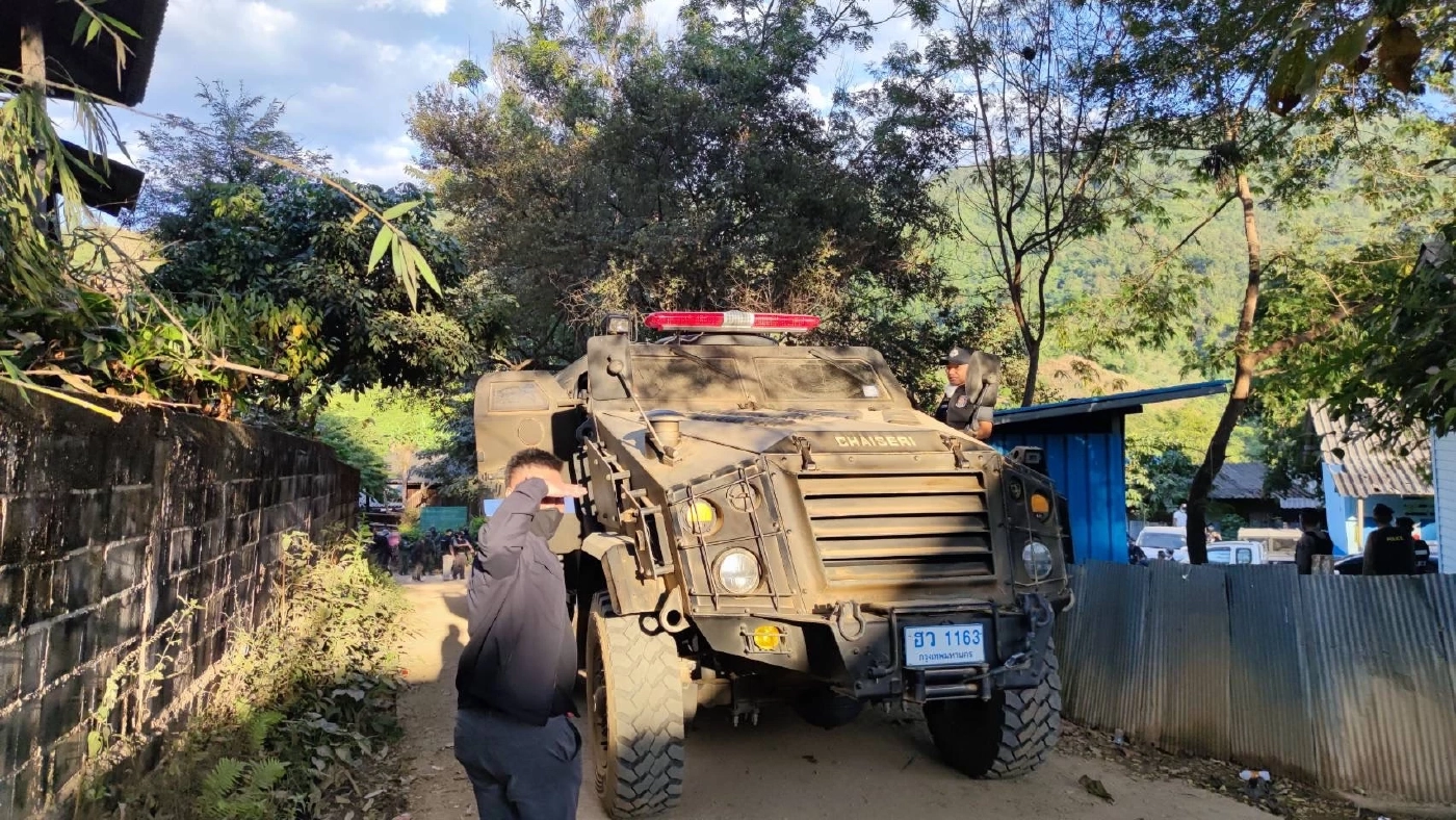 ป.ป.ส. ส่งทีมอินทรีย์ 19 พร้อมรถหุ้มเกราะสนับสนุนไล่ล่าแก๊งยานรกยิง ตร. ดับ