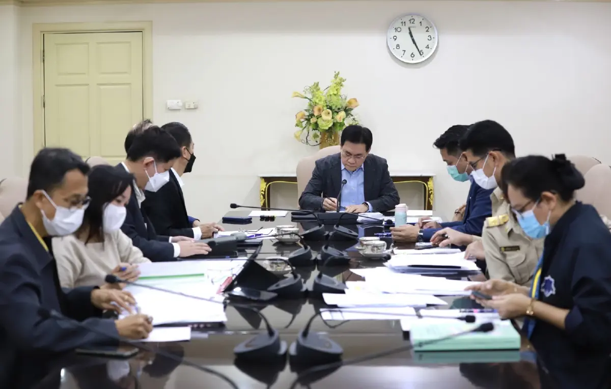 เบรกหัวทิ่ม!“จุรินทร์”สั่งห้ามขึ้นราคาน้ำอัดลม-ตั้งวอร์รูมแก้แพง