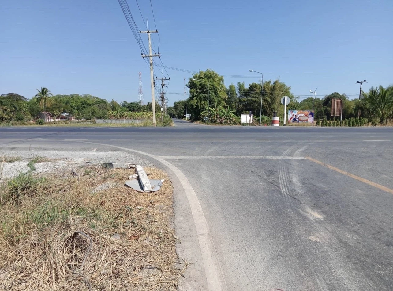 ทางหลวงลงพื้นที่แก้ปมชาวบ้านประท้วง "สี่แยกบ้านโคกกระโดน"