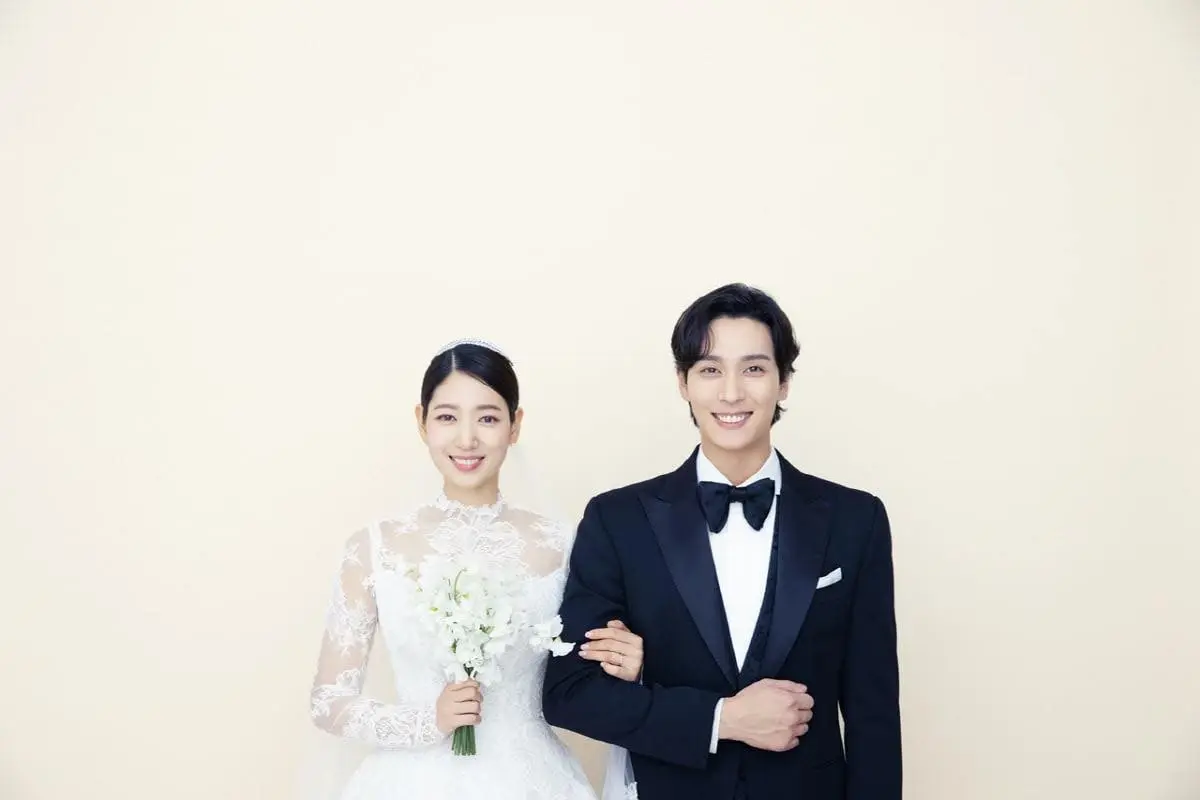 เปิดภาพพรีเวดดิ้ง“พัคชินฮเย-ชเวแทจุน” แฟนคลับแห่ร่วมยินดี