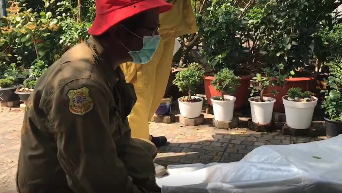 อดีตผู้บริหาร รมควันเสียชีวิตในรถ หนีโรครุมเร้า