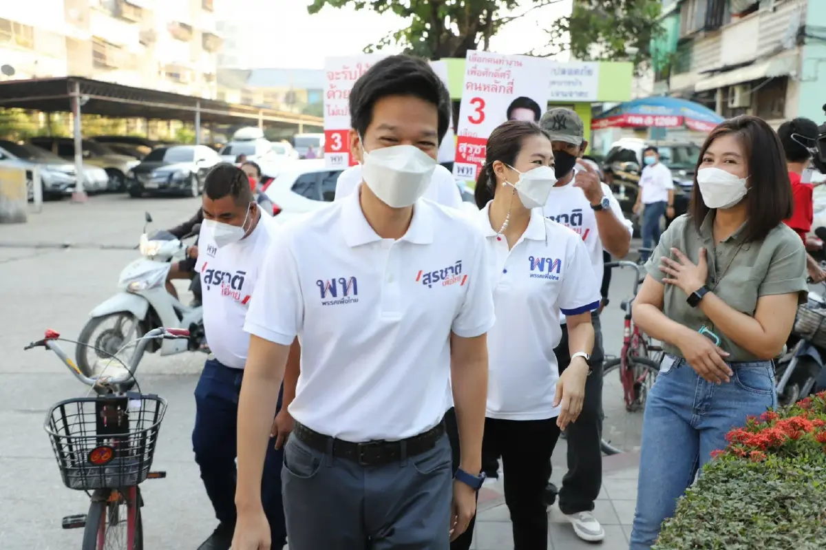 "สุรชาติ" เบอร์ 3 เพื่อไทย ลุยหาเสียงตลาดเคหะบางบัว