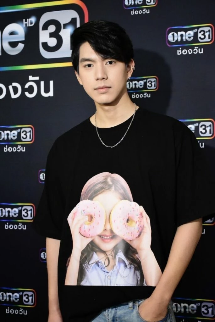 ไบร์ท นรภัทร นักแสดงจากช่องวัน