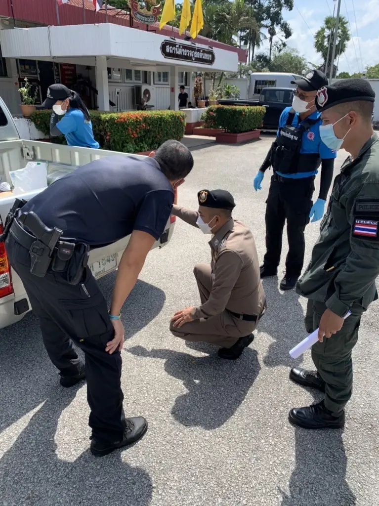 แจ้งข้อหา 2 ตำรวจ"ร่วมกันพยายามฆ่า"หลังก่อเหตุยิงวัยรุ่นบาดเจ็บ 2 ราย