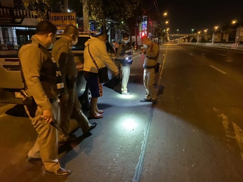 ผบช.น. สั่งค้นรถกู้ภัย กทม. หลังเกิดเหตุวิวาท ยิงสนั่นกว่า 20 นัด