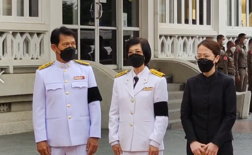 พระราชทานเพลิงศพหมอกระต่ายแล้ววันนี้ ครอบครัวเพื่อนร่วมส่งครั้งสุดท้าย