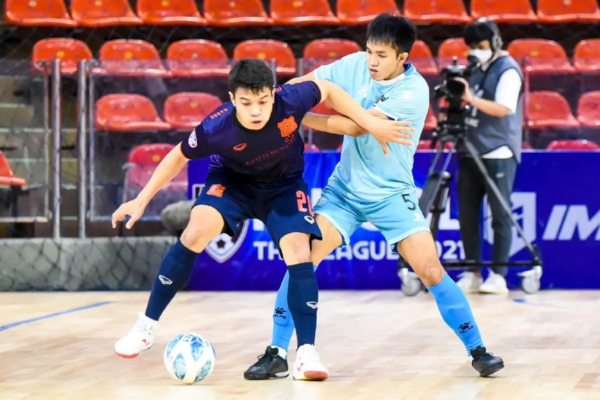 บลูเวฟเฉือนราชนาวี 2-1 ยืดสถิติไร้พ่าย 23 นัด