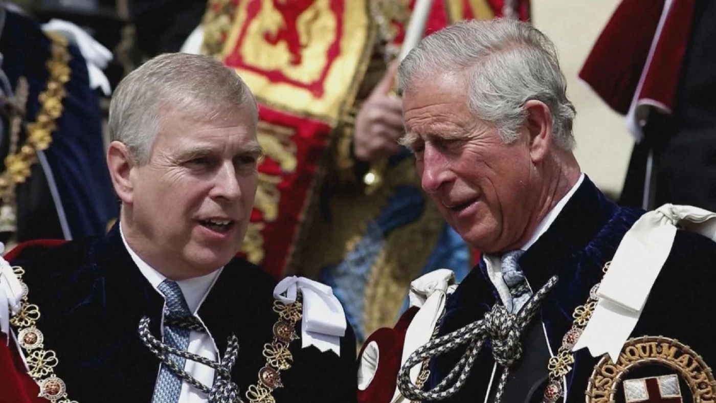 บัคกิงแฮมเชือดเจ้าชายแอนดรูว์รักษาราชวงศ์