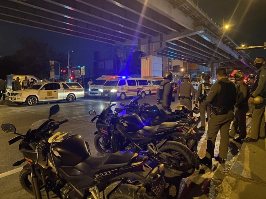 ผบช.น. สั่งค้นรถกู้ภัย กทม. หลังเกิดเหตุวิวาท ยิงสนั่นกว่า 20 นัด