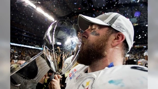 (หลังจากผิดหวังมาในปีแรก “บิ๊กเบน” ก็ได้แหวนซูเปอร์โบว์ลวงแรกมาครองในฤดูกาลถัดมา / ภาพ Pittsburgh Steelers)