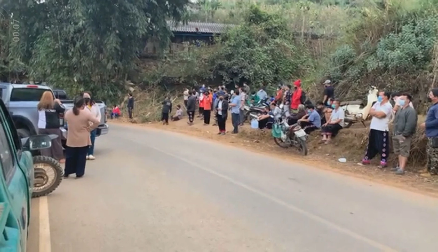 ชาวม่อนแจ่ม ก่อม็อบปิดล้อมเจ้าหน้าที่ป่าไม้