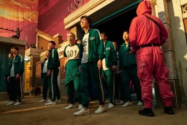 “โอยองซู” คุณตาวัย 77 ปี จาก “Squid Game” คว้ารางวัลลูกโลกทองคำ