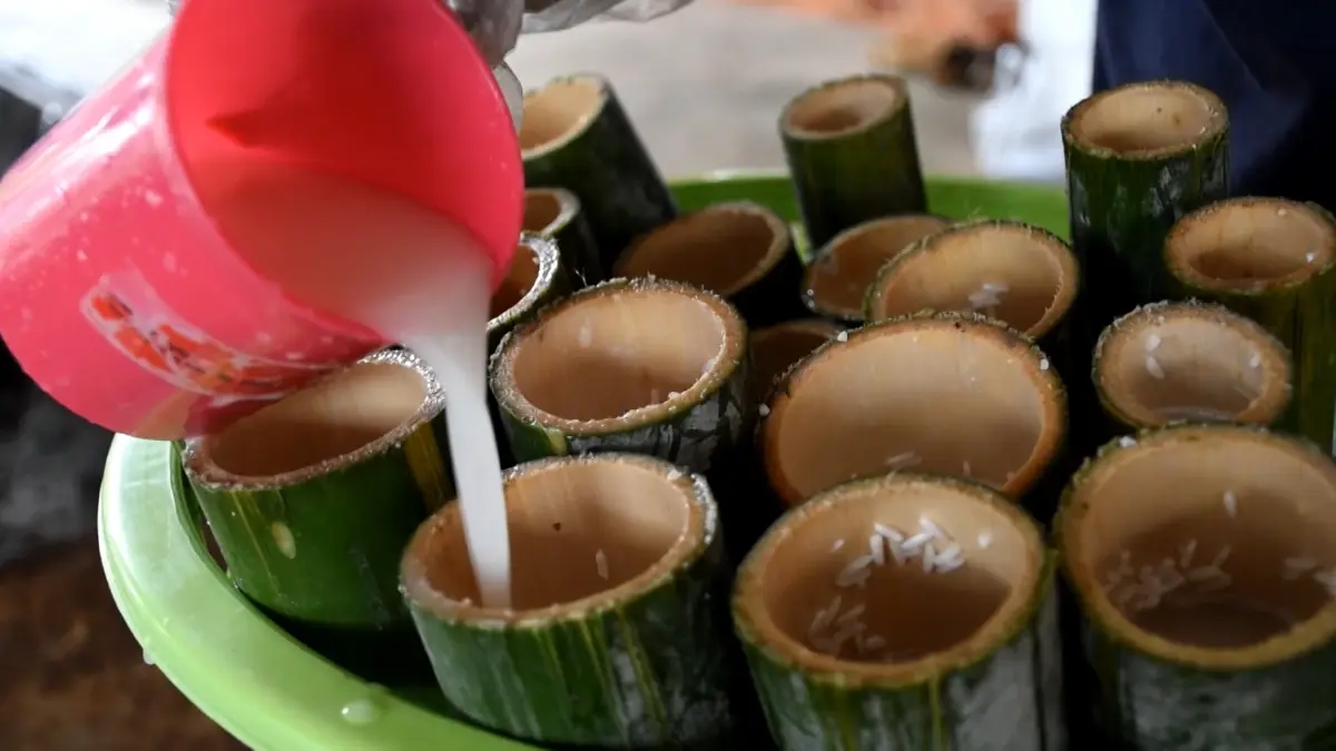 ข้าวหลามเทคนิคการเผาน็อคดาวน์ทำเงิน 3 พัน/วัน