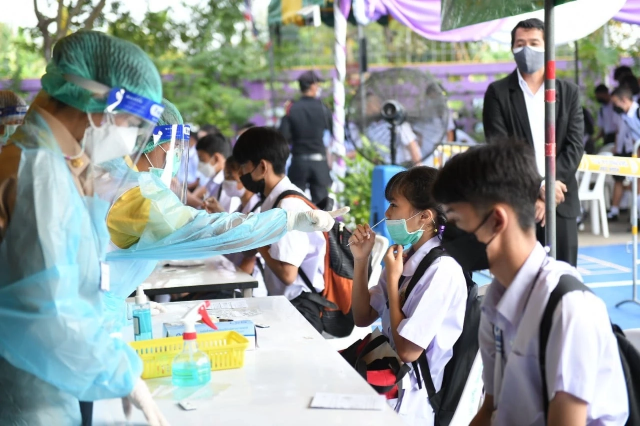 ศบค. เผยมาตรการคุมโควิด-19 หลังเคาะเปิดเรียน On Site