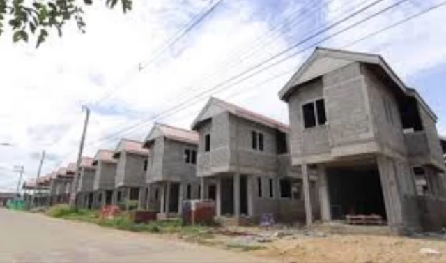 “วัฒนา” แถลงปิดคดีบ้านเอื้ออาทร ยืนยันไม่หนี ลุ้นรอดคดีสุดท้ายหรือไม่