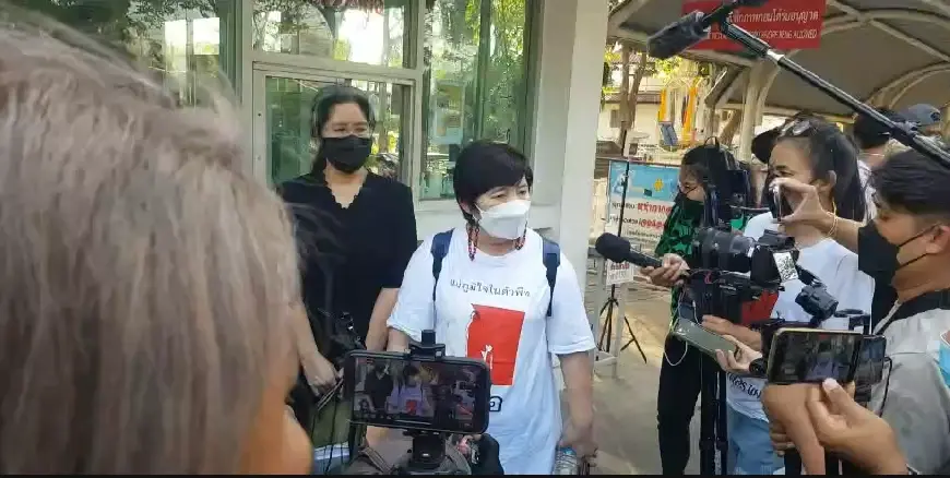 แม่เพนกวินเดือดลูกชายวืดประกัน ลั่นหากเกิดอะไรขึ้นกับลูกจะไม่รับคำขอโทษ