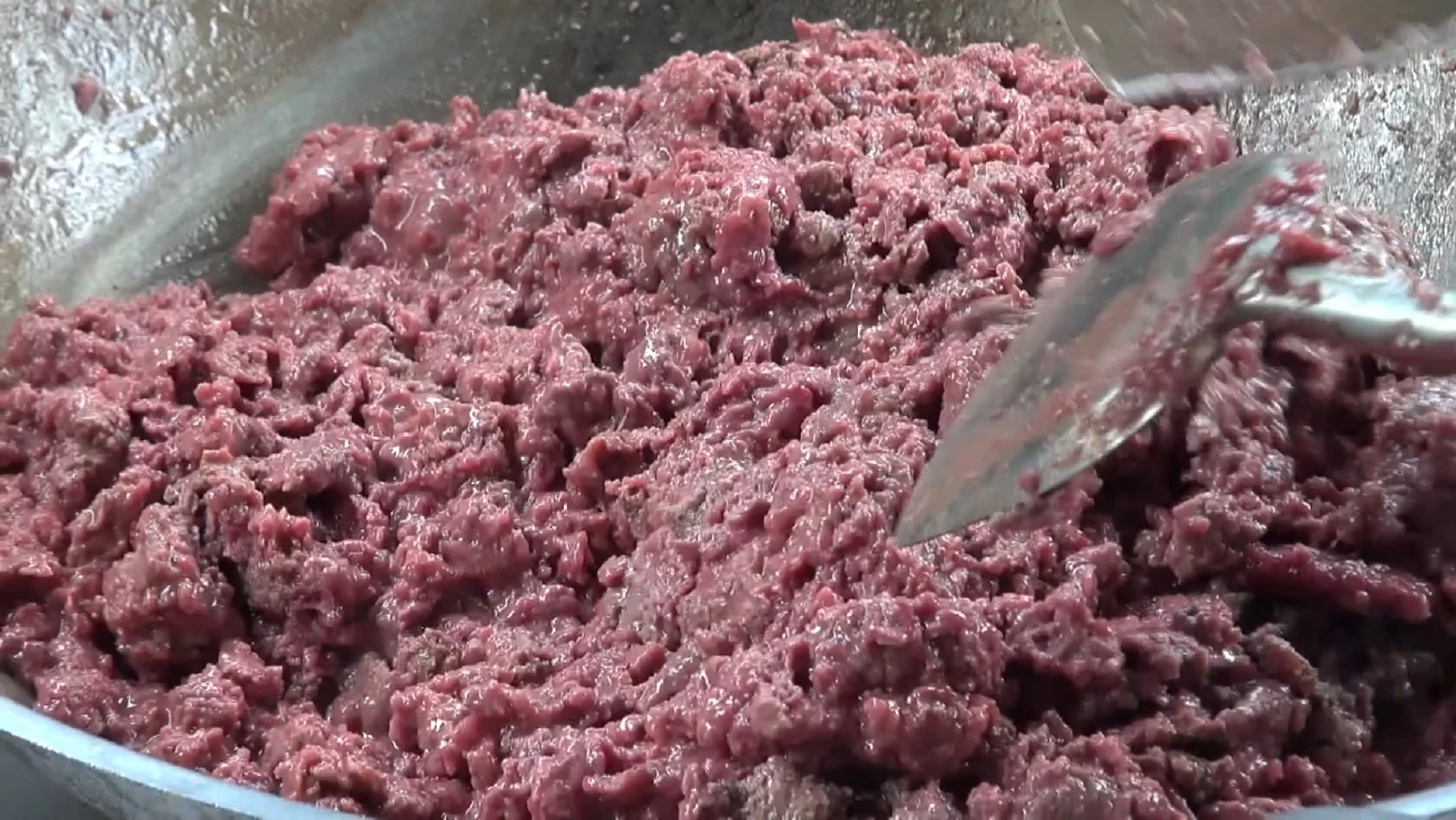 ข้าวแกง 'น้องหมา' สร้างรายได้ 1 พันบาท/วัน