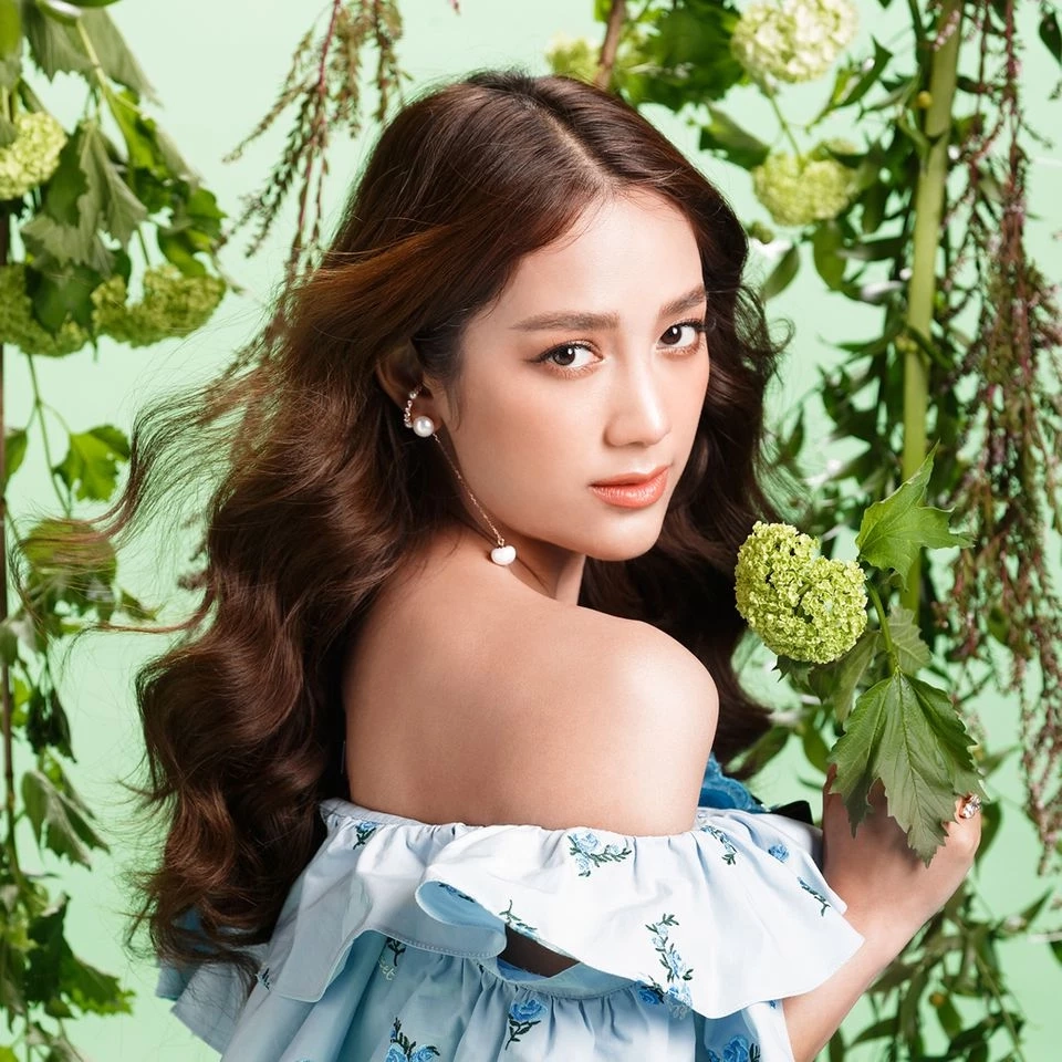 ‘แม็กกี้ อาภา’ ติดโควิด ด้าน‘หนุ่ม กะลา’ แจ้งกักตัวหลังใกล้ชิดผู้ติดเชื้อ