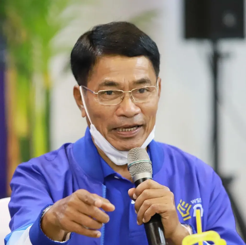 “พ.อ.สุชาติ”ทิ้งพรรคกล้าอ้าง"นายสั่ง" ช่วยพรรครวมไทยสร้างชาติ