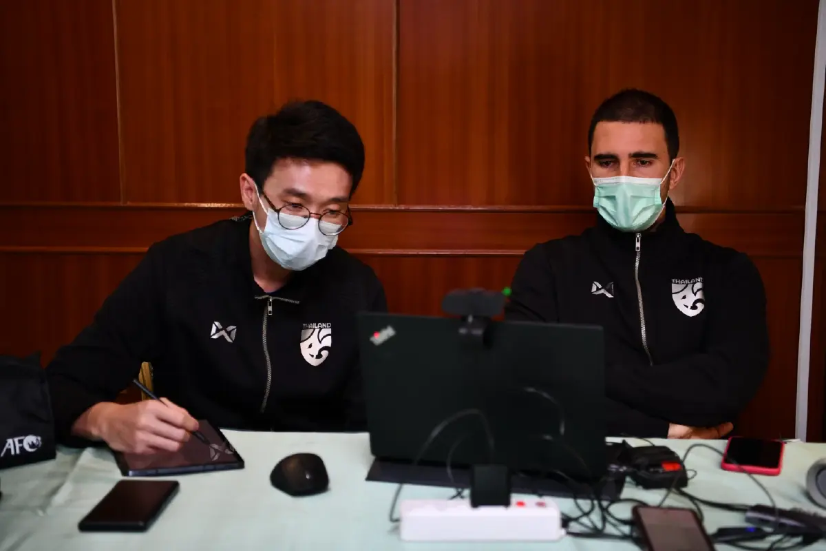 "ซัลบาดอร์" รับกังวลเรื่องโควิด แต่พร้อมพาไทยสู้ต่อในศึก U23 อาเซียน