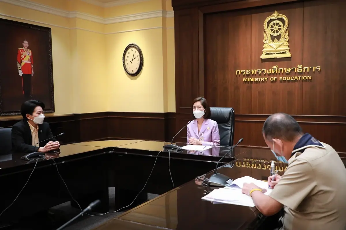 ครูลงทะเบียนแก้หนี้วันละ 2 พันคน เสมา 1 เตรียมประชุมชี้แจงมาตรการแก้ไข