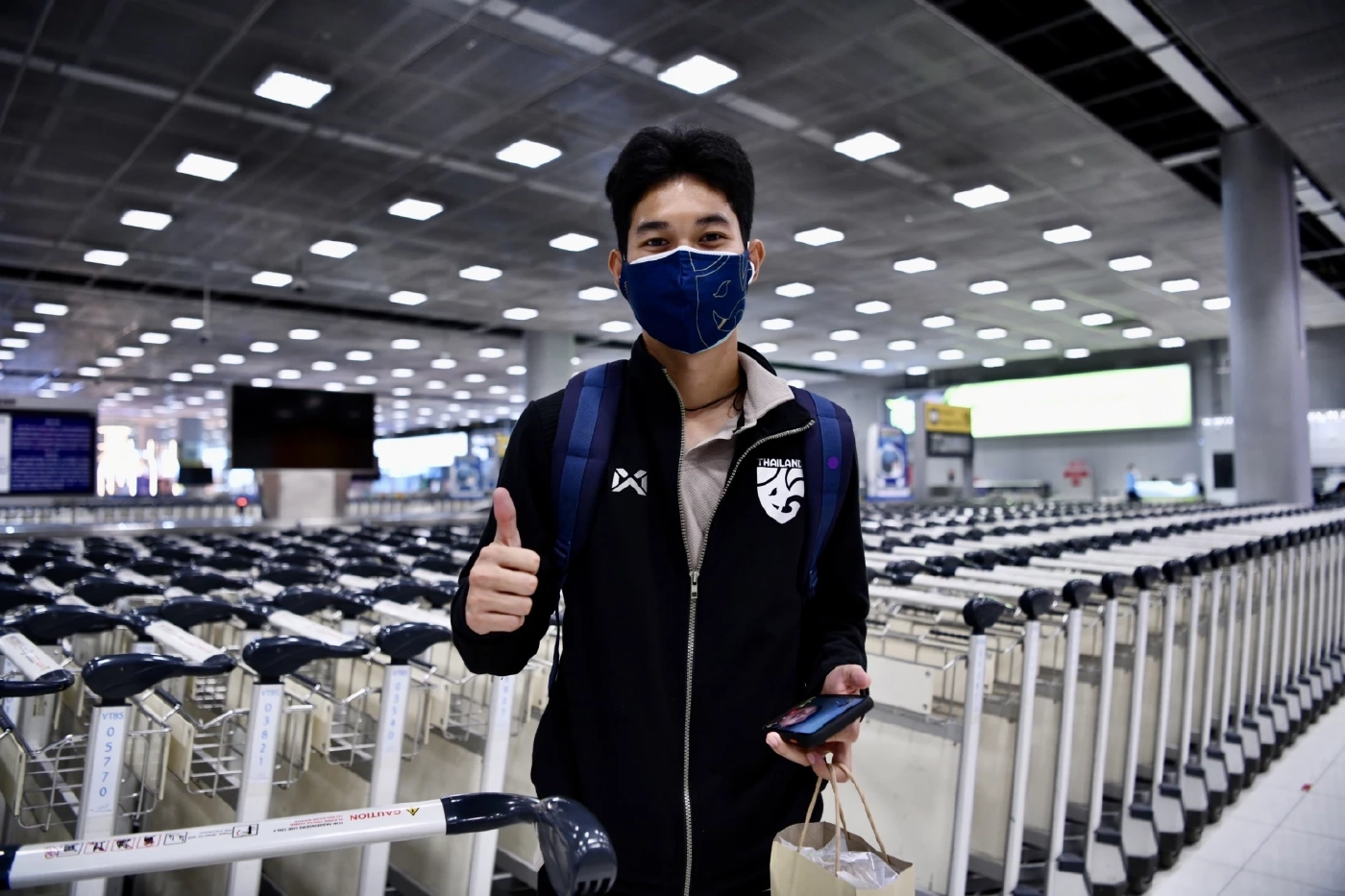 "ช้างศึก U23" เดินทางถึงไทย หลังคว้ารองแชมป์อาเซียน