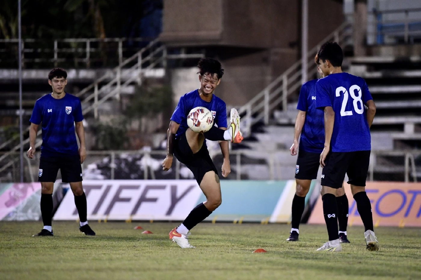 "ซัลบา" ตั้งเป้าคว้า 3 แต้มเกมดวลเวียดนามศึกชิงแชมป์อาเซียน