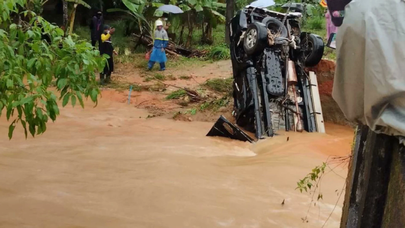 "มูโนะ" ยังวิกฤตน้ำพัดทะลักซ้ำ เร่งค้นหาผู้สูญหาย