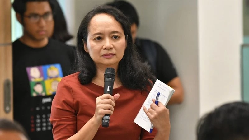 (ภาพ) &quot;ชลิตา บัณฑุวงศ์&quot; เจ้าของบัญชีกองทุนราษฎรประสงค์