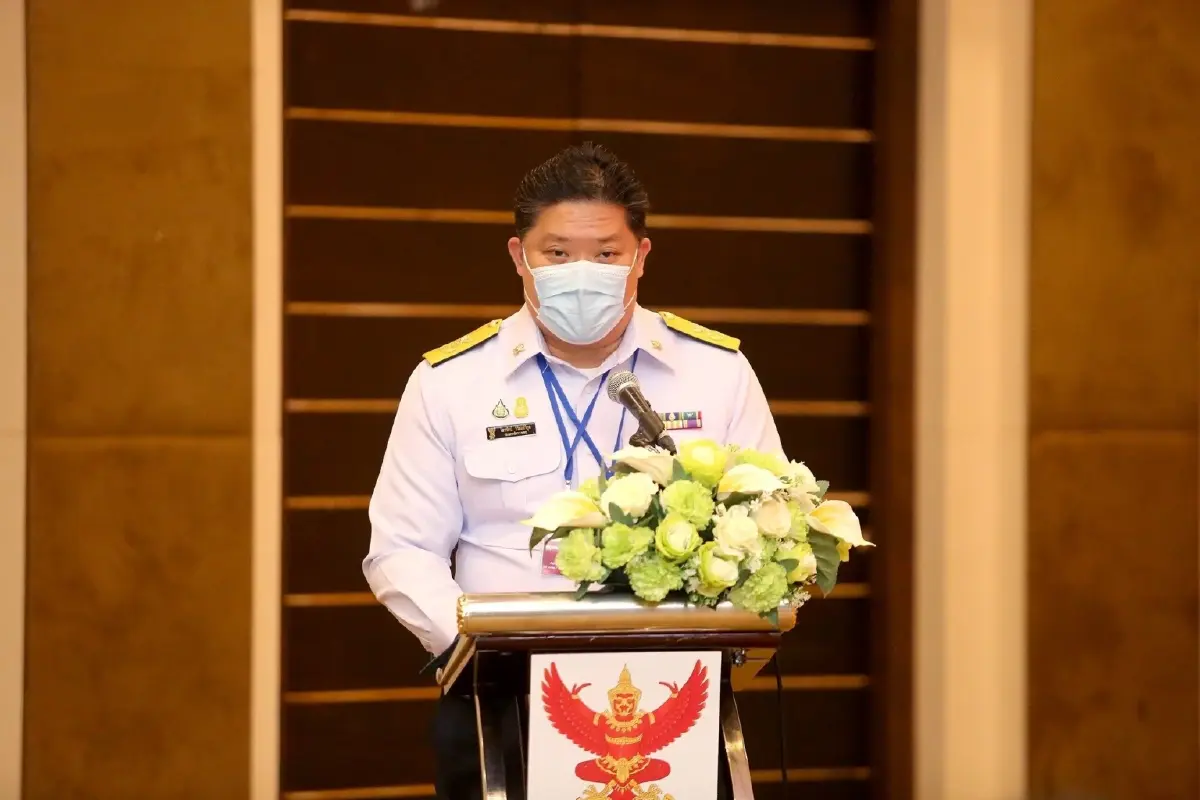 นายไตรรัตน์ วิริยะศิริกุล รักษาการแทนเลขาธิการ กสทช. 