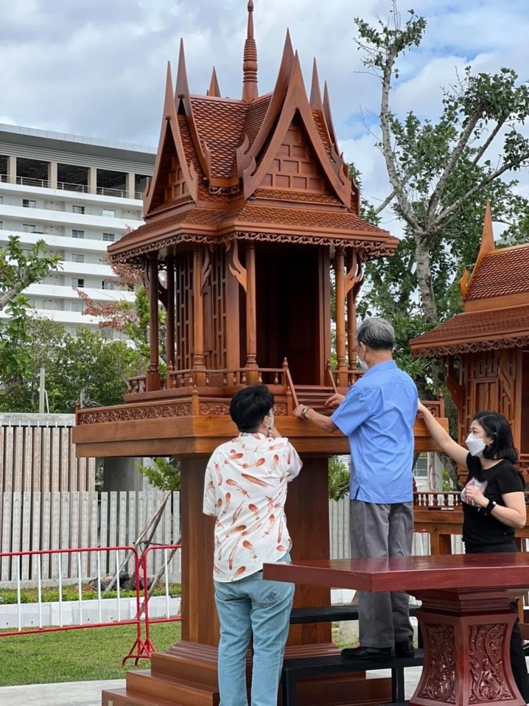 แชร์สนั่น "ลุงชวน" กวาดถูพื้นอาคารรัฐสภา เป็นแบบอย่างนักการเมือง