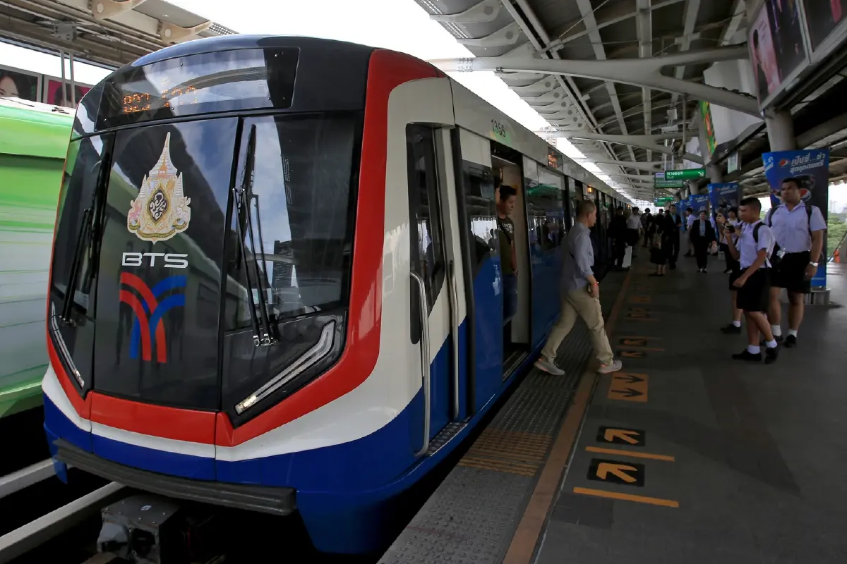 ครม. เลื่อนถก สัญญารถไฟฟ้าสายสีเขียว ส่ง มท.-คมนาคม ไปพิจารณารายละเอียด