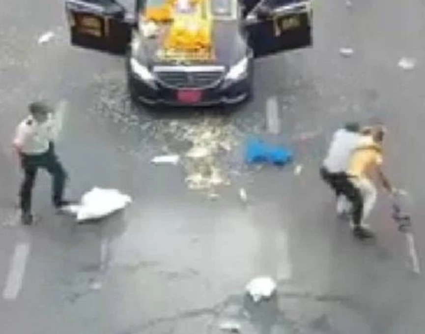 &quot;เค 100 ล้าน&quot; หรือ &quot;นายคเณศพิศณุเทพ จักรภพมหาเดชา&quot; 