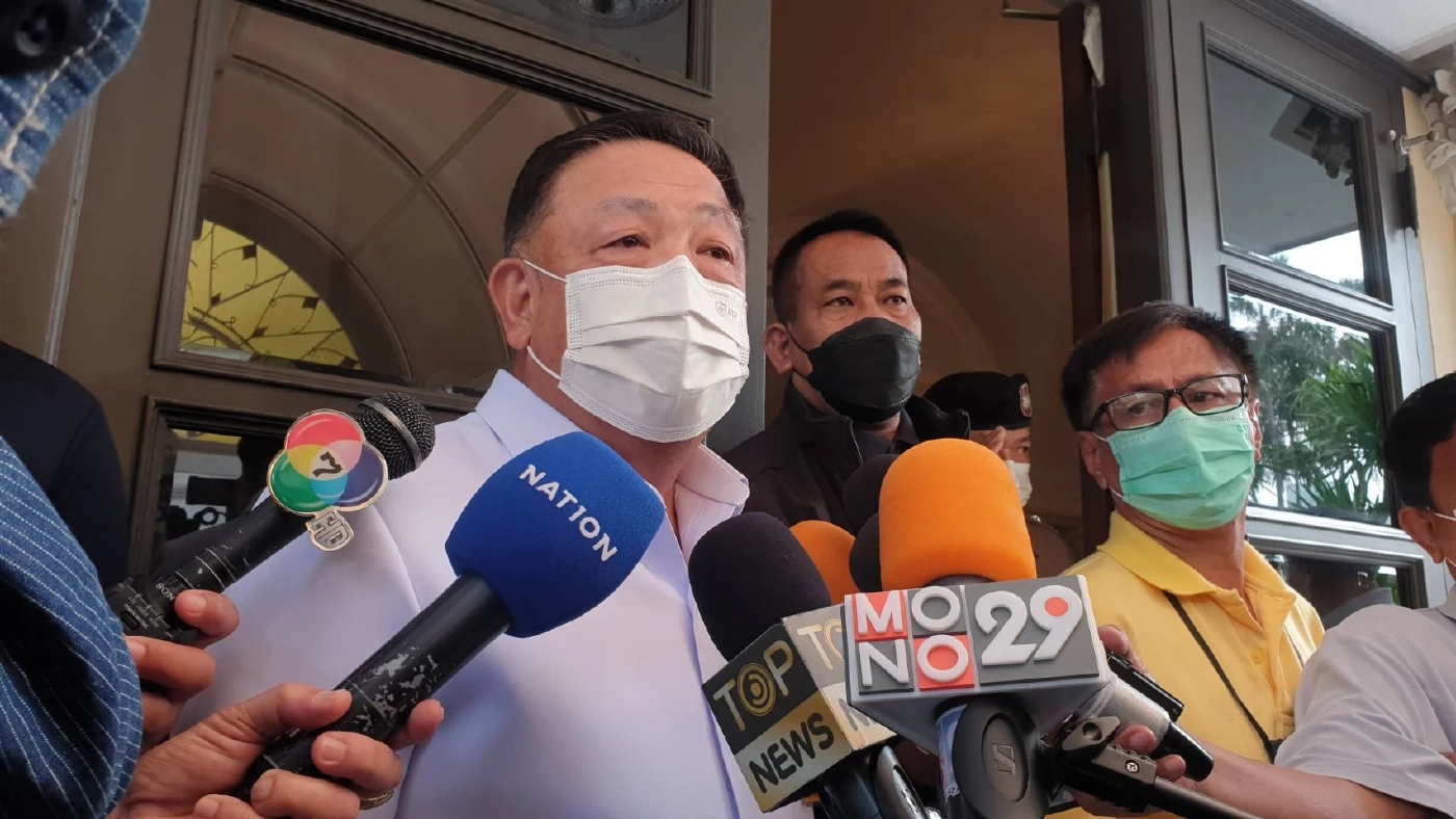 “ปลัด สธ.” ยืนยันเตียงเพียงพอรับผู้ป่วยโควิด-19  