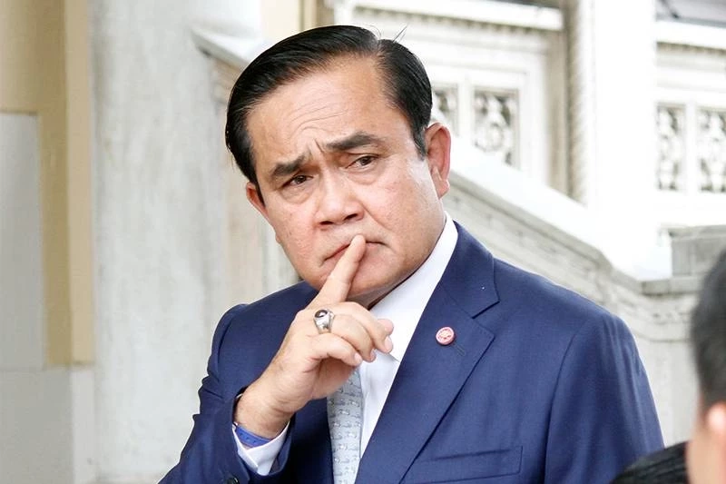 พล.อ.ประยุทธ์  จันทร์โอชา นายกรัฐมนตรีและรมว.กลาโหม 