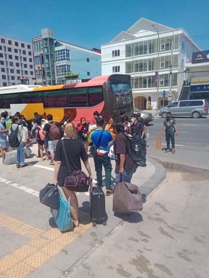 รอง ผบ.ตร. สั่งช่วยเหลือเหยื่อแก๊งคอลเซ็นเตอร์ 48 คน เตรียมรับตัวจากกัมพูชา