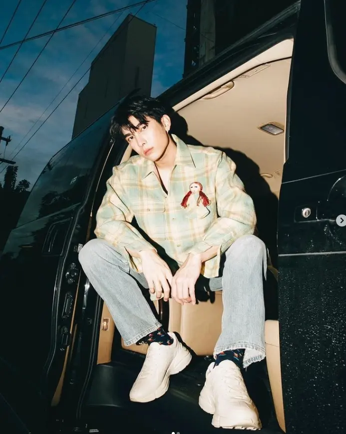 "มิว ศุภศิษฏ์" ติดโควิด – 19 แฟนคลับแห่ให้กำลังใจขึ้นเทรนด์อันดับ 1