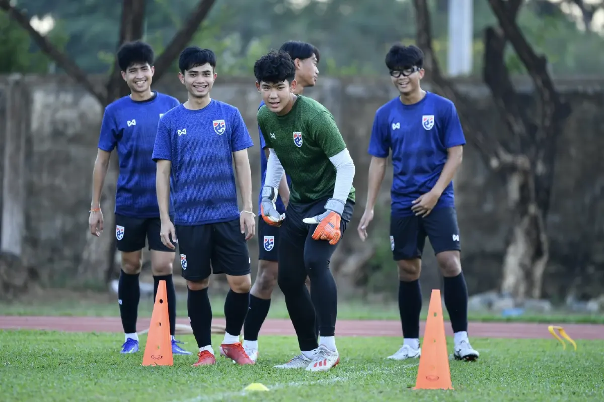 ช้างศึก U23 ซ้อมโค้งสุดท้ายก่อนเจอสิงคโปร์ "ชนภัช" รับอยากไปให้ถึงแชมป์